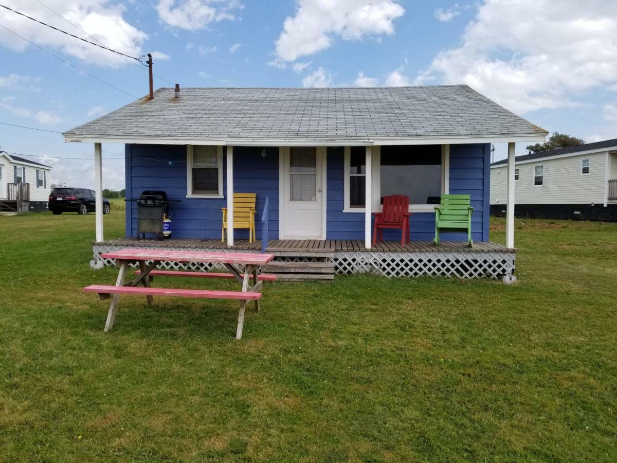 Blue Spruces Cottages Hampton Kültér fotó