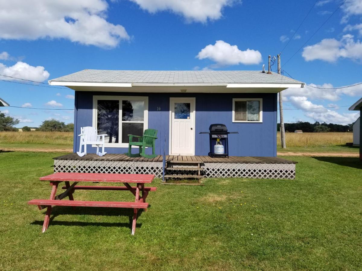 Blue Spruces Cottages Hampton Kültér fotó
